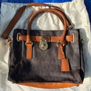 Michael kors purse